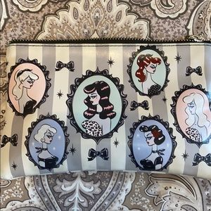 Miss Fluff pouch, small bag